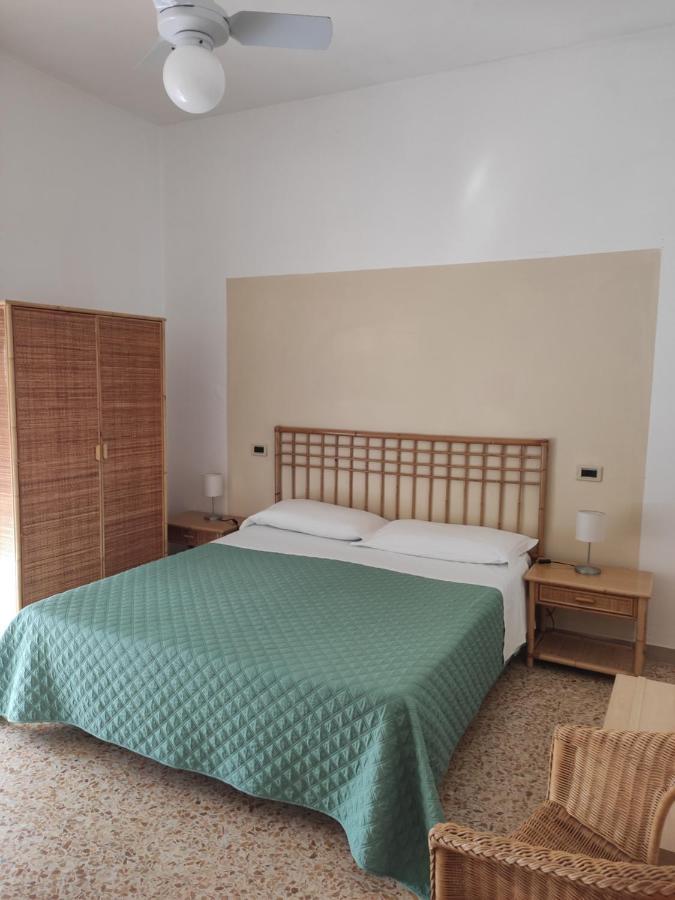 Hotel Imperia Marciana Marina  Extérieur photo